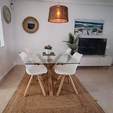 Pmt03 - Charming Townhouse With Communal Pool