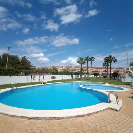 Appartement Pmt03 - Charming Townhouse 3br With Communal Pool Torrevieja